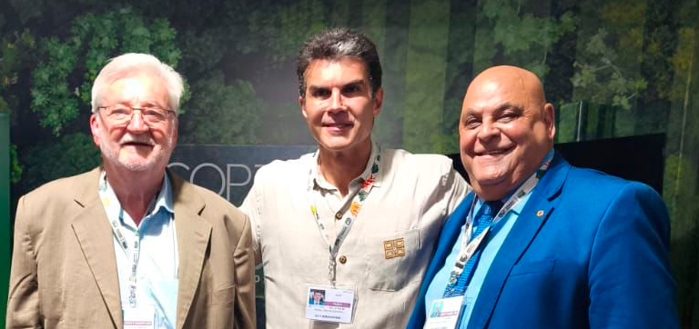Encontro na COP30: Dr. Pedro Petrere dialoga com Gilberto Natalini e o governador Jader Barbalho Júnior sobre sustentabilidade e meio ambiente