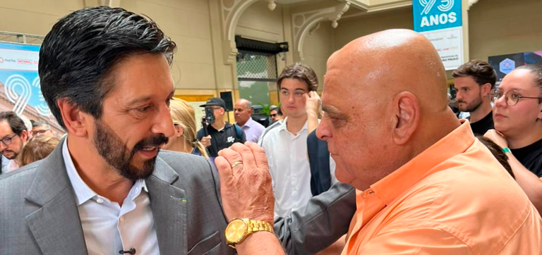 Mensagem aos cirurgiões-dentistas: juntos pela equiparação salarial